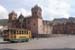 50P - La cathédrale et un ancien bus